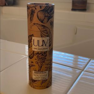 Uliv Golden Glow Facial Soufflé